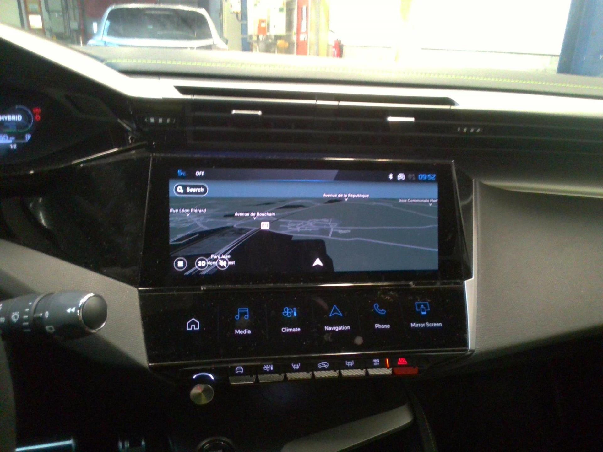 Peugeot 308 SW PHEV 225 e-EAT8 GT 2024