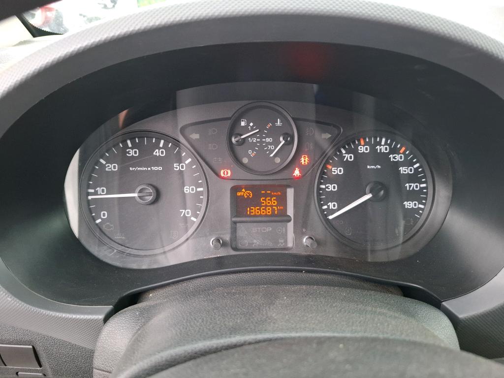 Peugeot PARTNER FOURGON STANDARD 1.6 BLUEHDI 100 BVM5 PREMIUM 2018