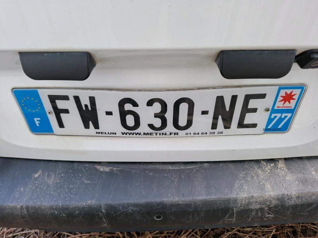Peugeot PARTNER FOURGON STANDARD 650 KG BLUEHDI 100 S&S BVM5 PREMIUM 2021