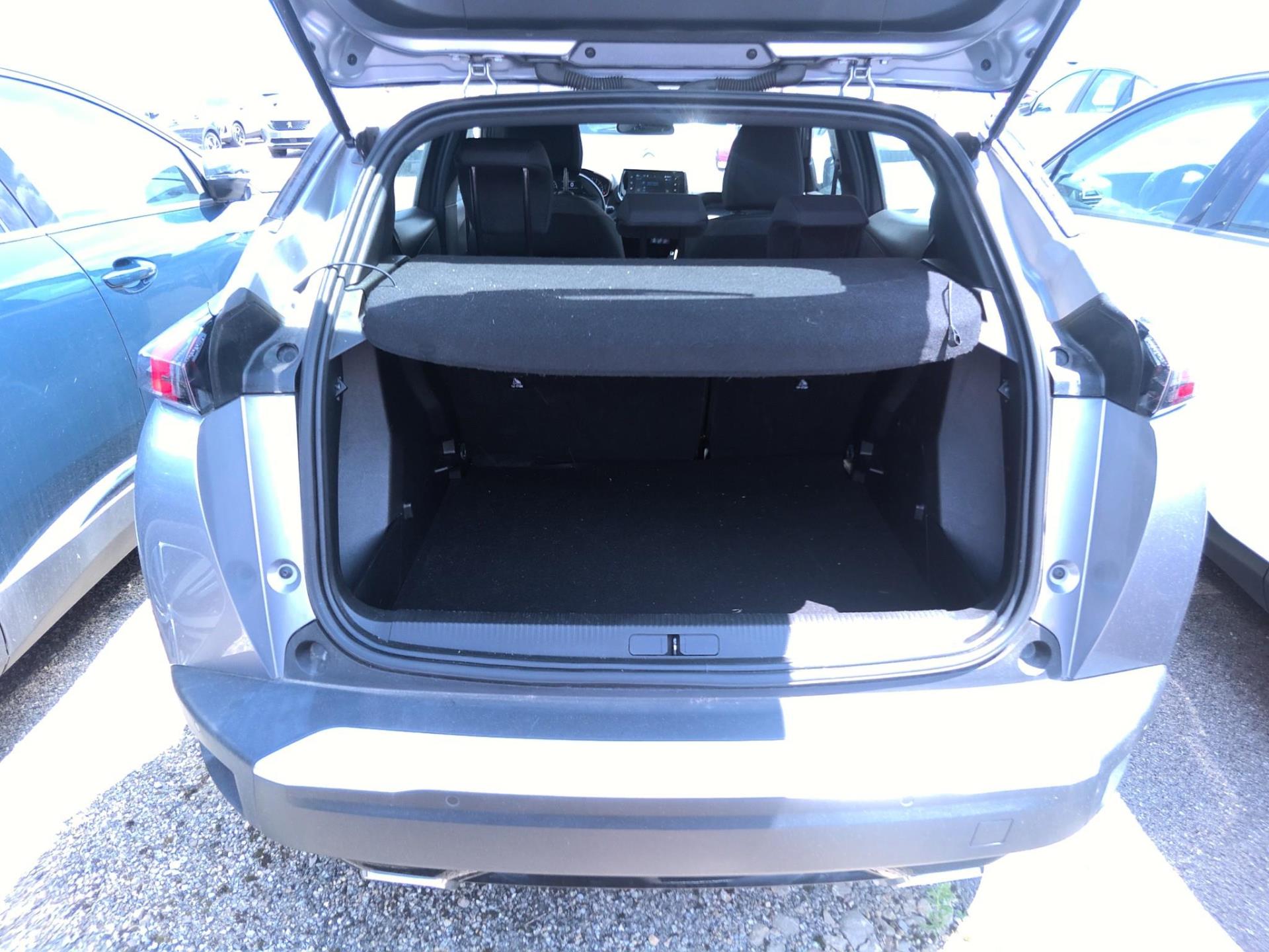 Peugeot 2008 PureTech 130 S&S BVM6 Active Pack 2022