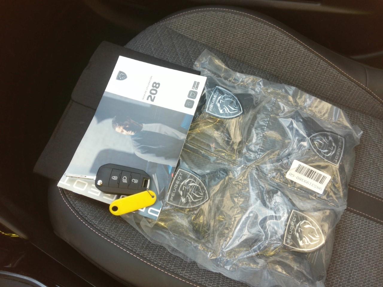 Foto Peugeot 308 8