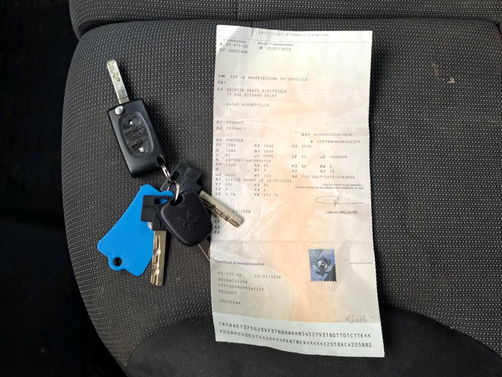 Peugeot PARTNER FOURGON STANDARD 1.6 BLUEHDI 75 BVM5 PREMIUM PACK 2018