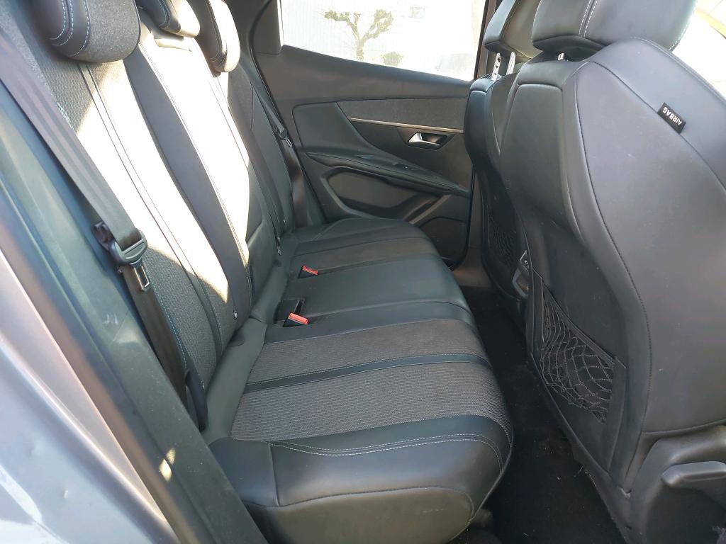 Peugeot 3008 Puretech 130ch S&S BVM6 Allure Pack 2022