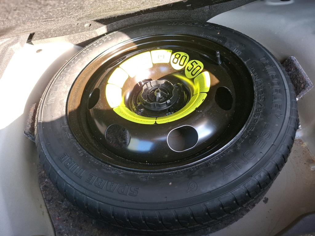 Citroen C4 SOCIETE PURE TECH 130 S&S EAT8 FEEL NAV BUSINESS R 2022