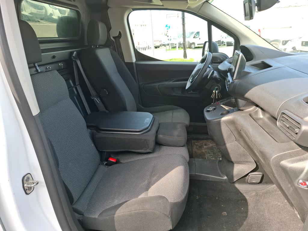 Peugeot PARTNER FOURGON STANDARD 1000 KG BLUEHDI 130 S&S EAT8 ASPHALT 2021