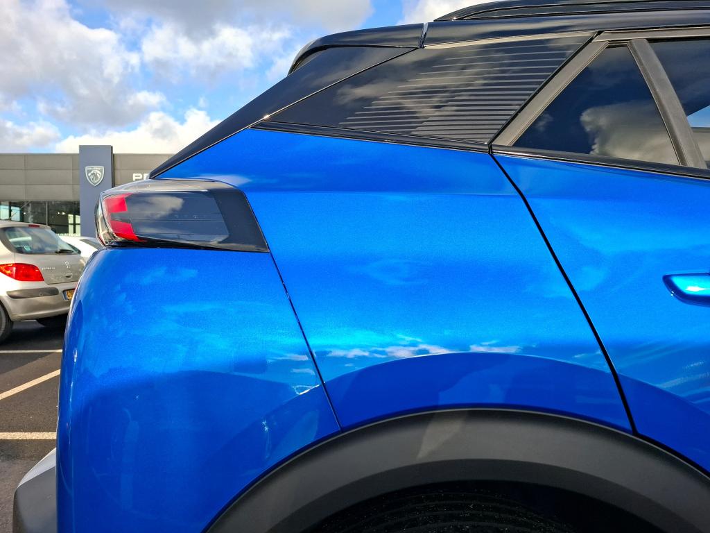 Peugeot 2008 PureTech 130 S&S EAT8 GT 2022