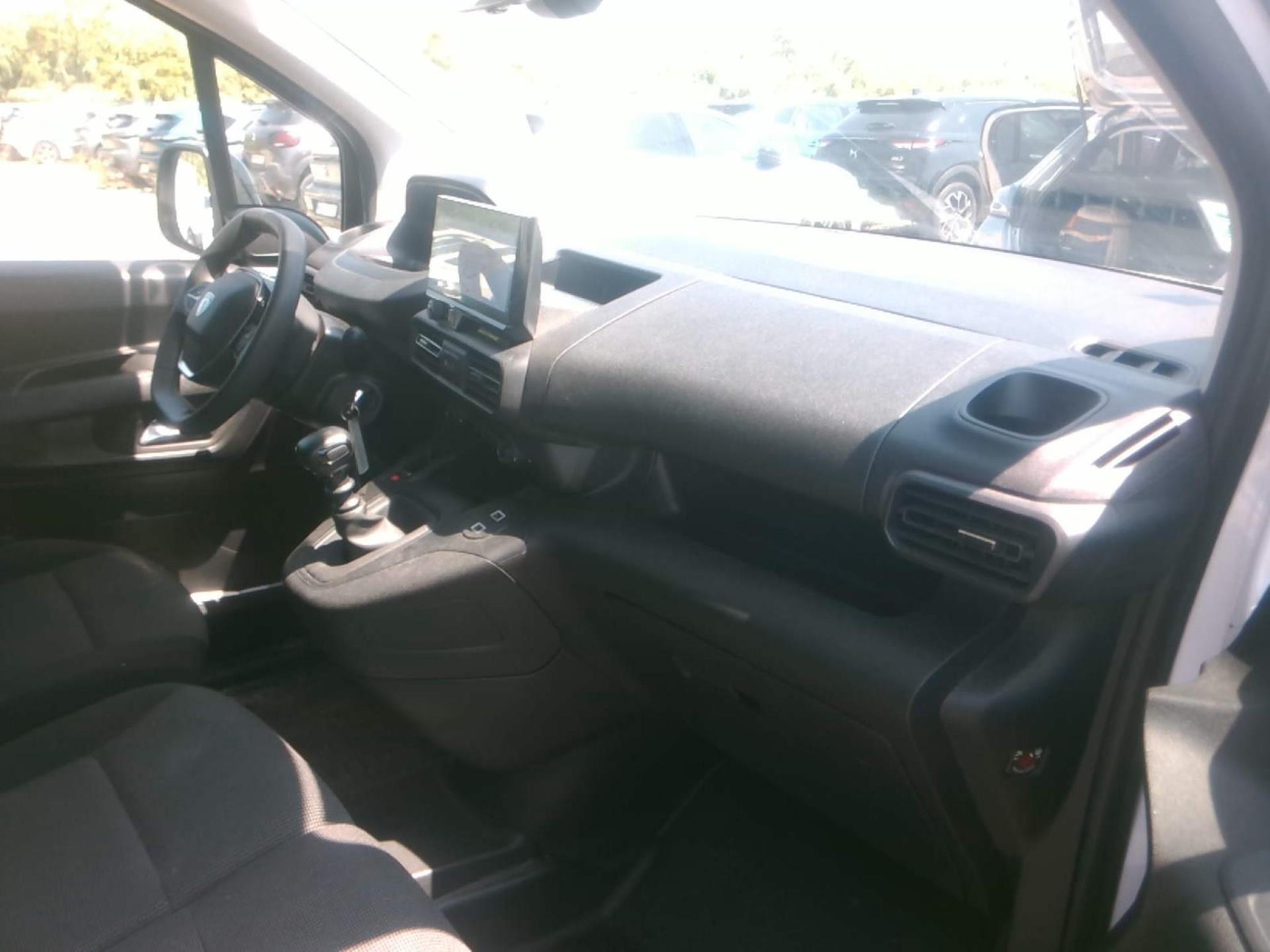 Peugeot PARTNER FOURGON XL 950 KG BLUEHDI 100 S&S BVM6  2024