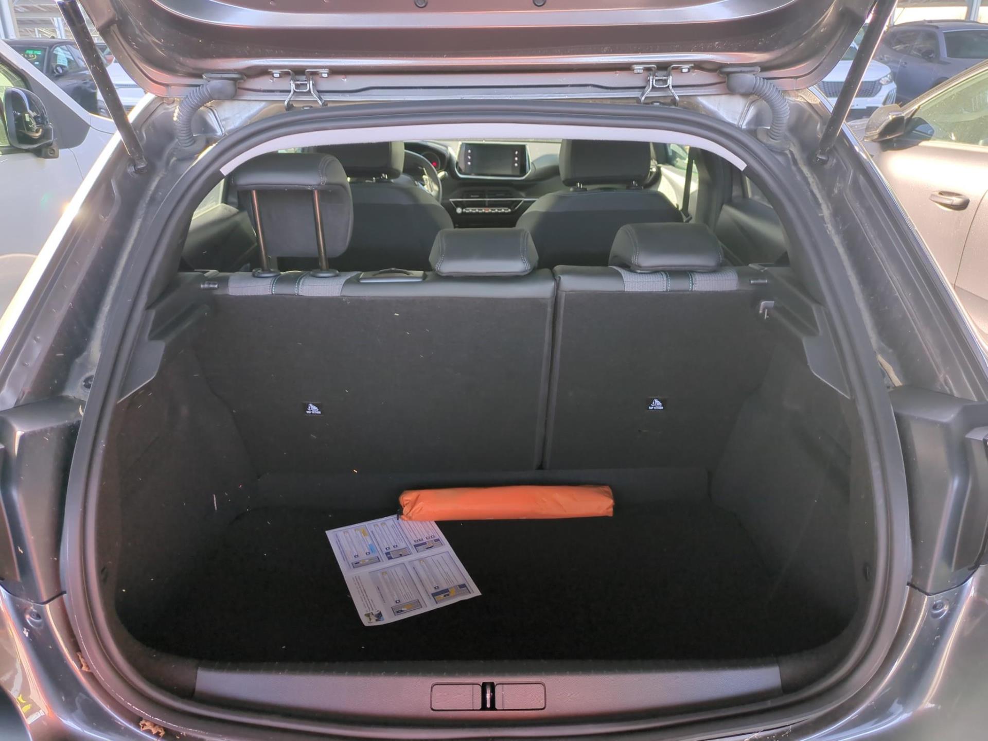 Peugeot 208 PureTech 100 S&S EAT8 Allure 2023