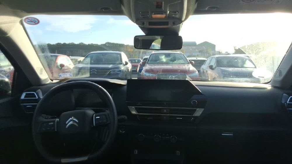Foto Citroën C4 X 11