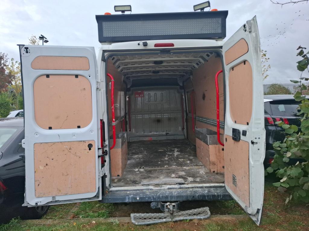 Peugeot BOXER TOLE 335 L3H2 BLUEHDI 110 PREMIUM 2019