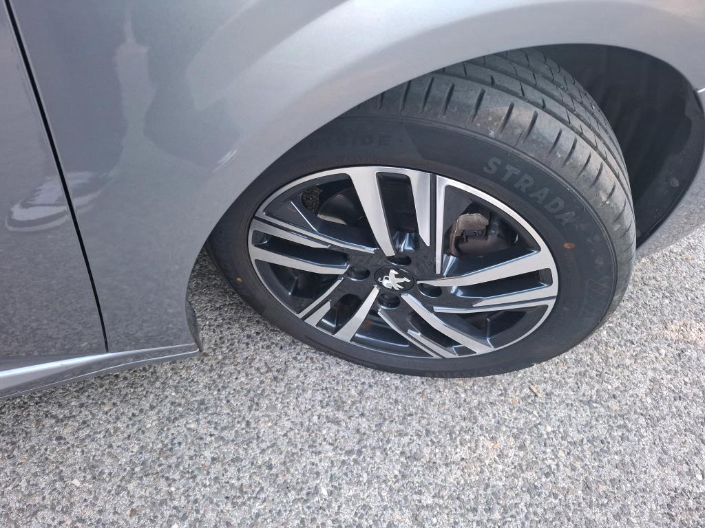 Peugeot 208 PureTech 100 S&S EAT8 Allure Pack 2022