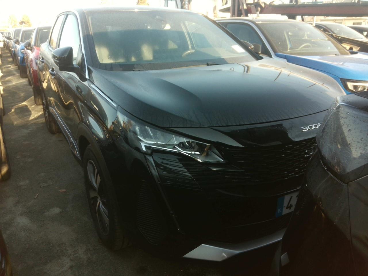 Peugeot 3008 3008 Allure Pack Gasolina 130 S&S 6 Vel. MAN