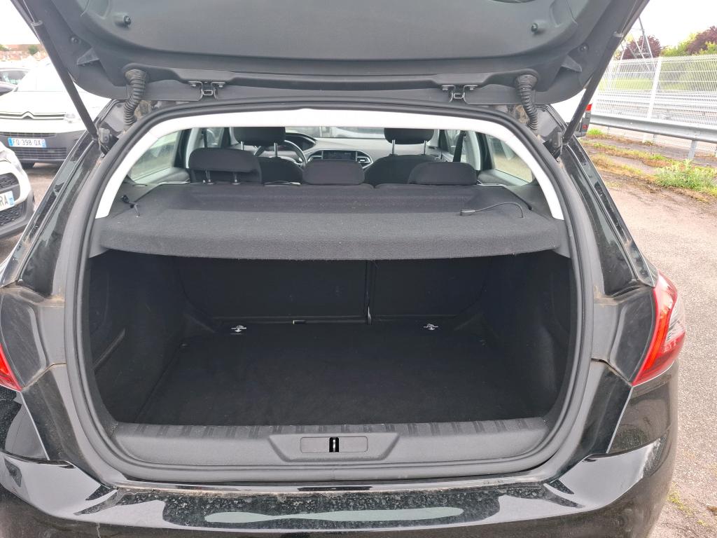 Peugeot 308 BlueHDi 130ch S&S BVM6 Active Business 2020