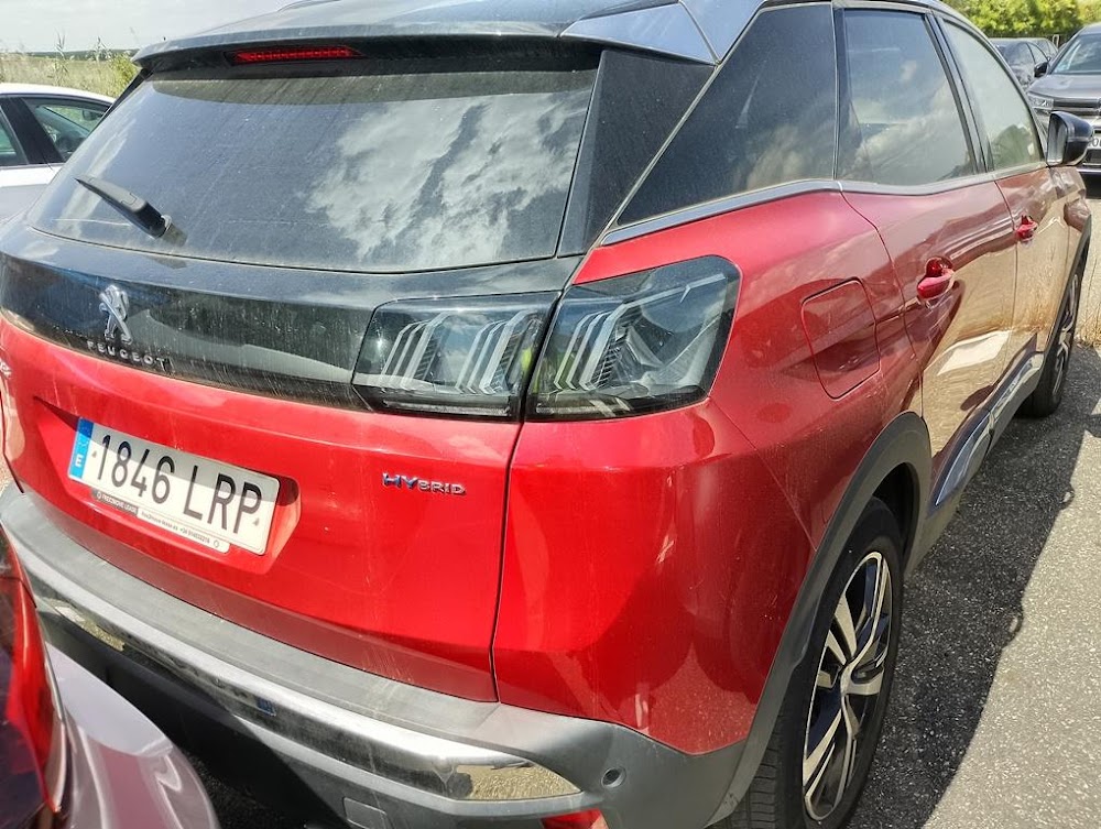Foto Peugeot 3008 Hybrid 5