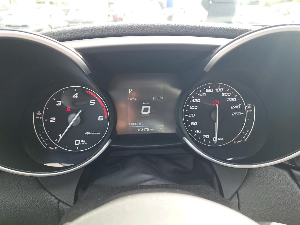 ALFA ROMEO Giulia 2.2 136 ch AT8 Edizione 2020