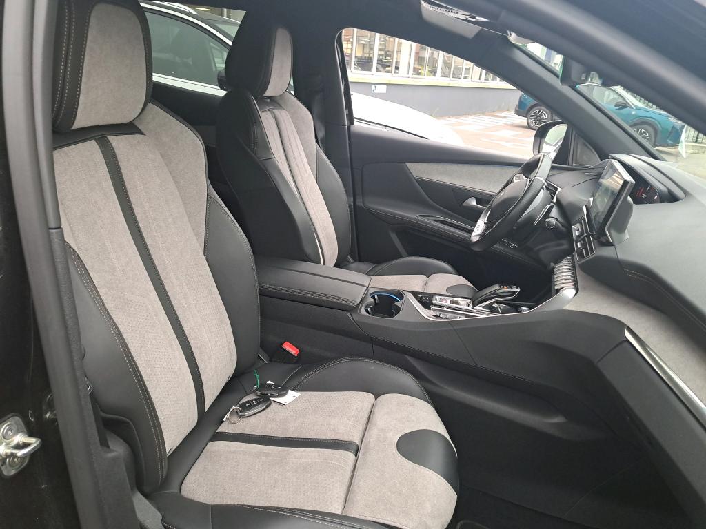 Peugeot 3008 Hybrid4 300 e-EAT8 GT Pack 2022