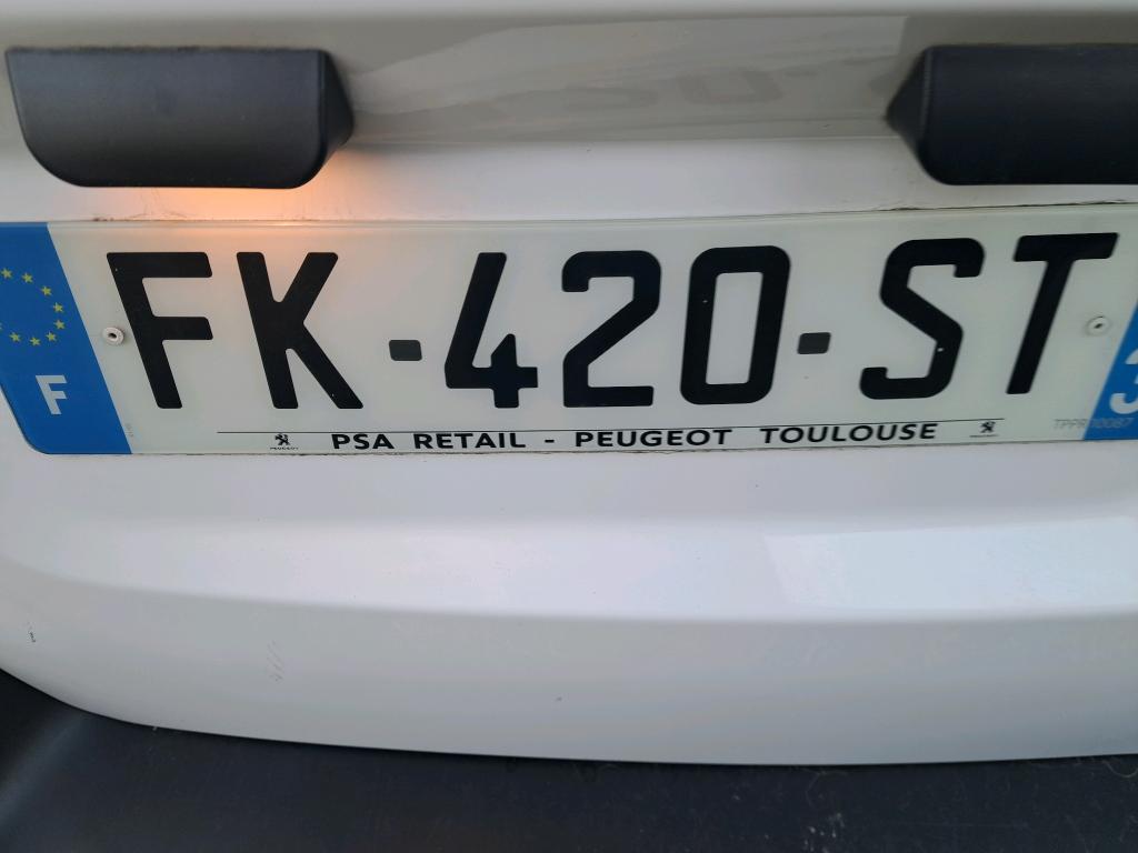 Peugeot EXPERT FGN TOLE STANDARD 1.5 BLUEHDI 120 S&S BVM6 PREMIUM 2019