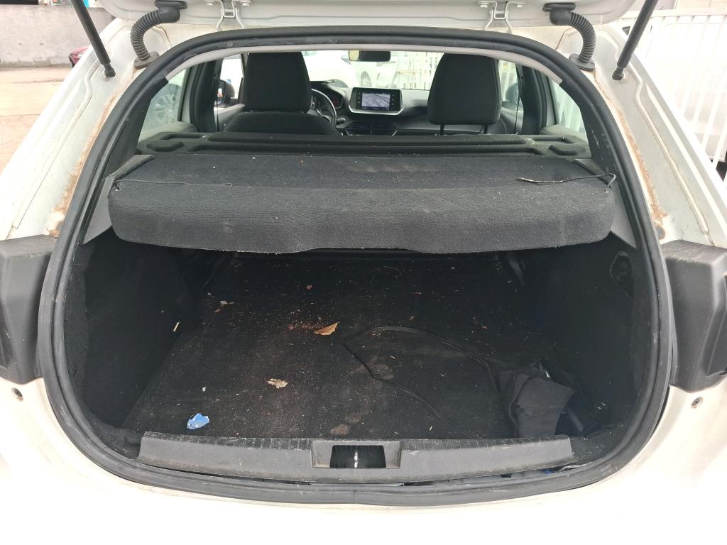 Peugeot 208 BLUEHDI 100 S&S BVM6 PREMIUM 2021