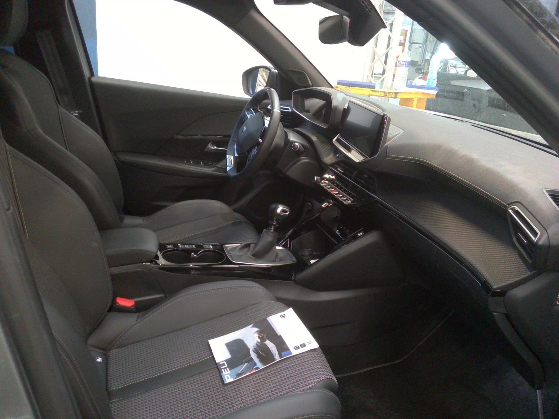 Peugeot 2008 PureTech 130 S&S BVM6 GT Line 2022