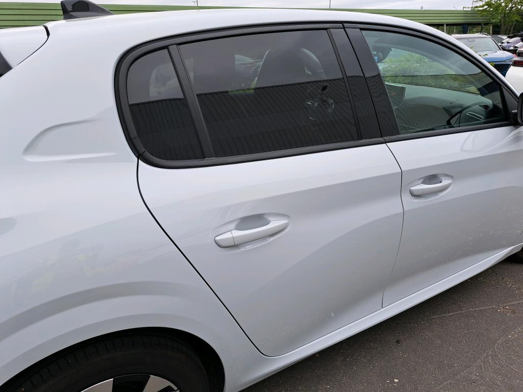 Peugeot 208 Hybrid 145 ch e-DCS6 Allure 2025