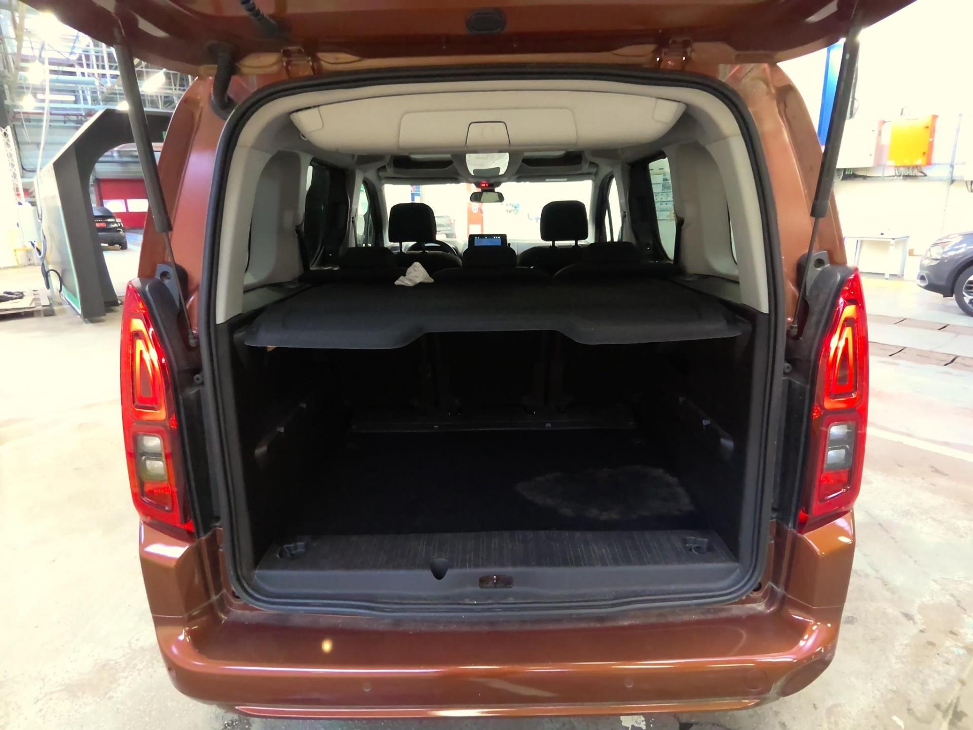 Opel Combo Life L1H1 1.5 Diesel 130 ch Start/Stop Elegance Pack 2021