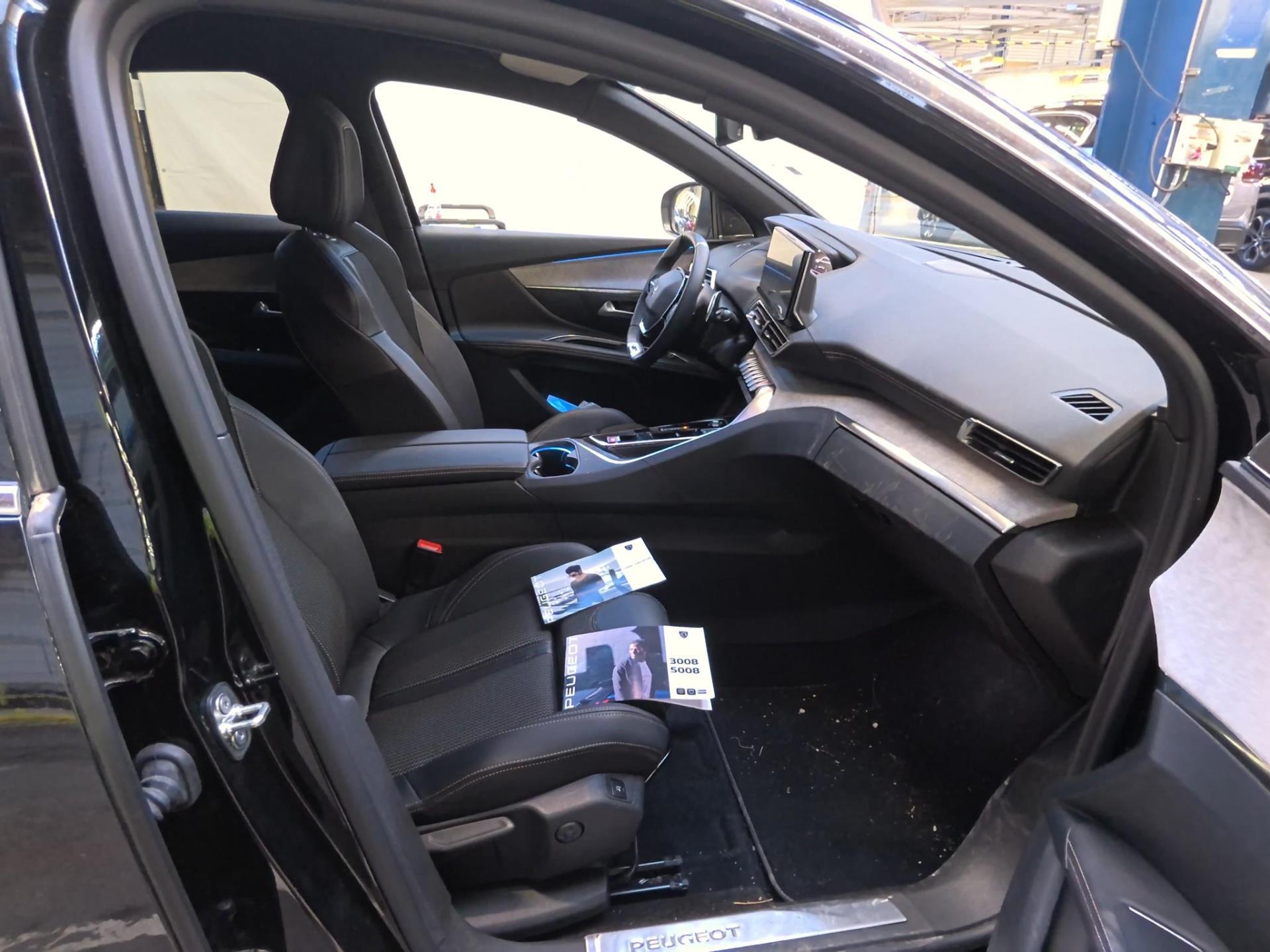Peugeot 3008 Hybrid 136 e-DCS6 GT 2024