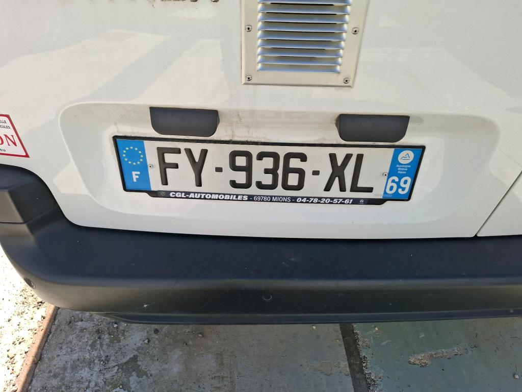 Peugeot PARTNER FOURGON LONG 950 KG BLUEHDI 100 S&S BVM5 ASPHALT 2021