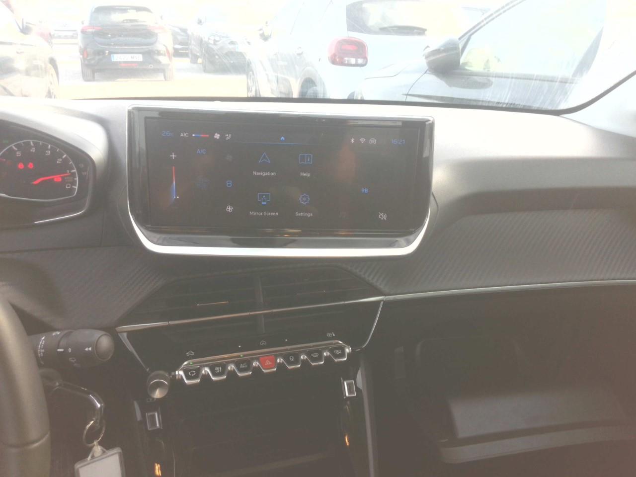 Foto Peugeot 208 9