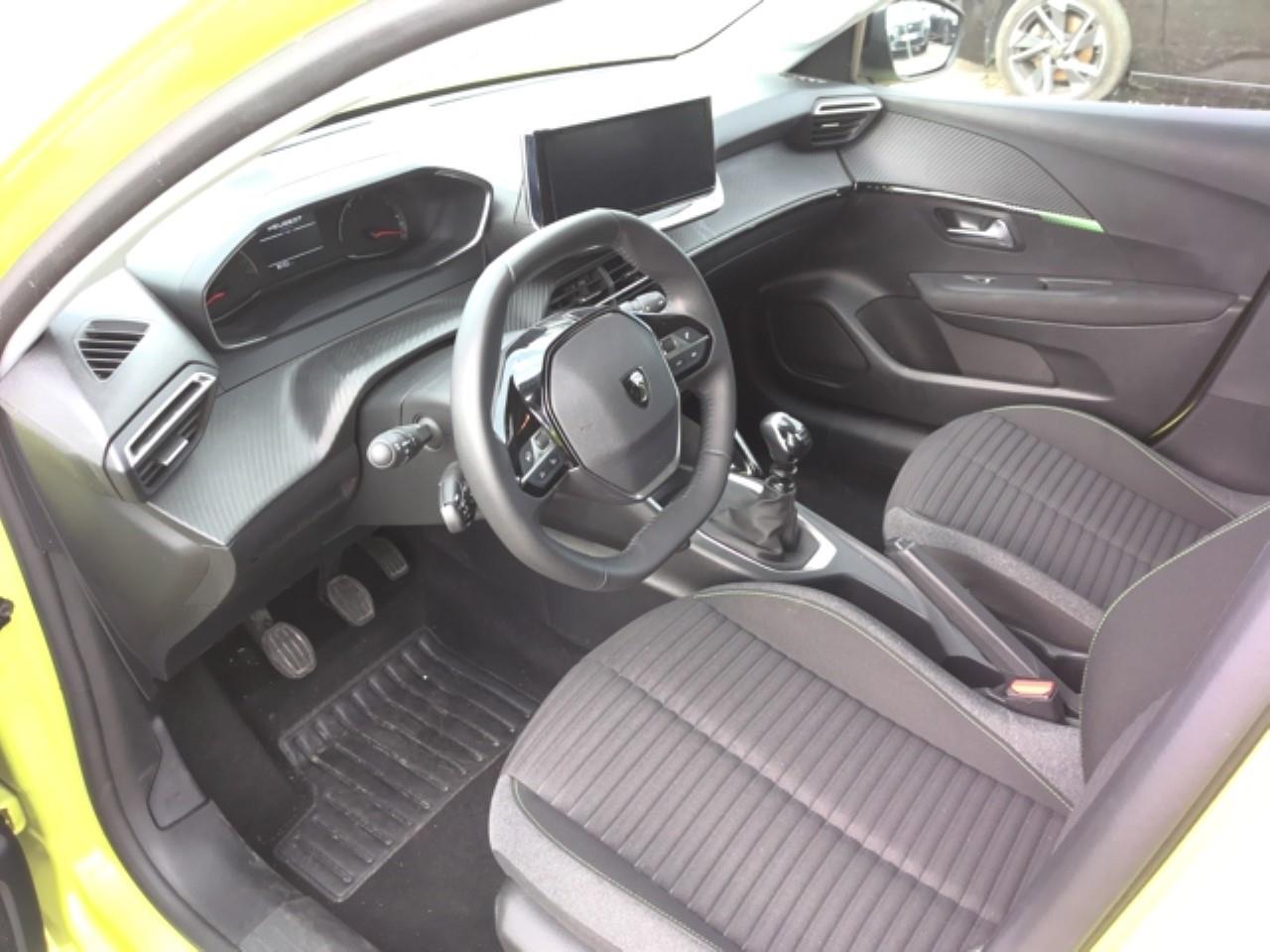 Foto Peugeot 208 3