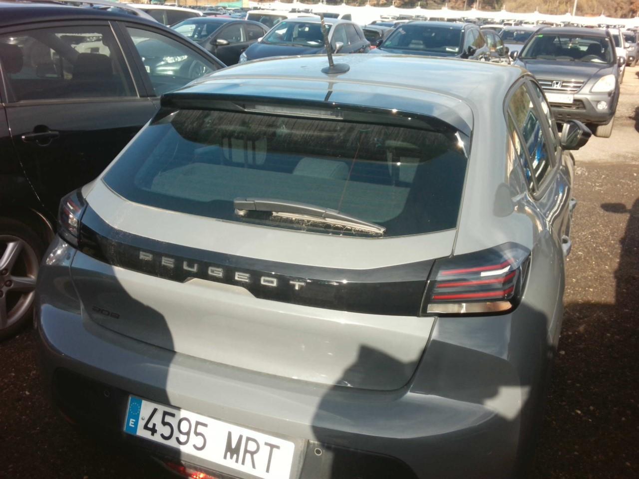 Foto Peugeot 208 10