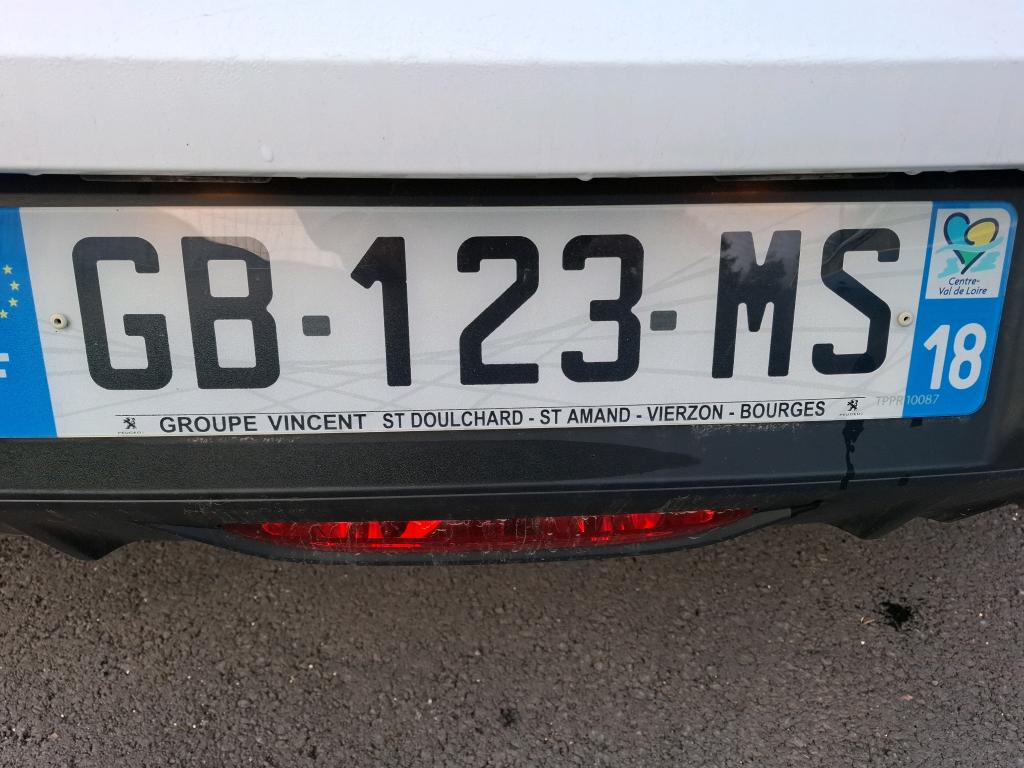 Peugeot 208 PureTech 75 S&S BVM5 Like 2021