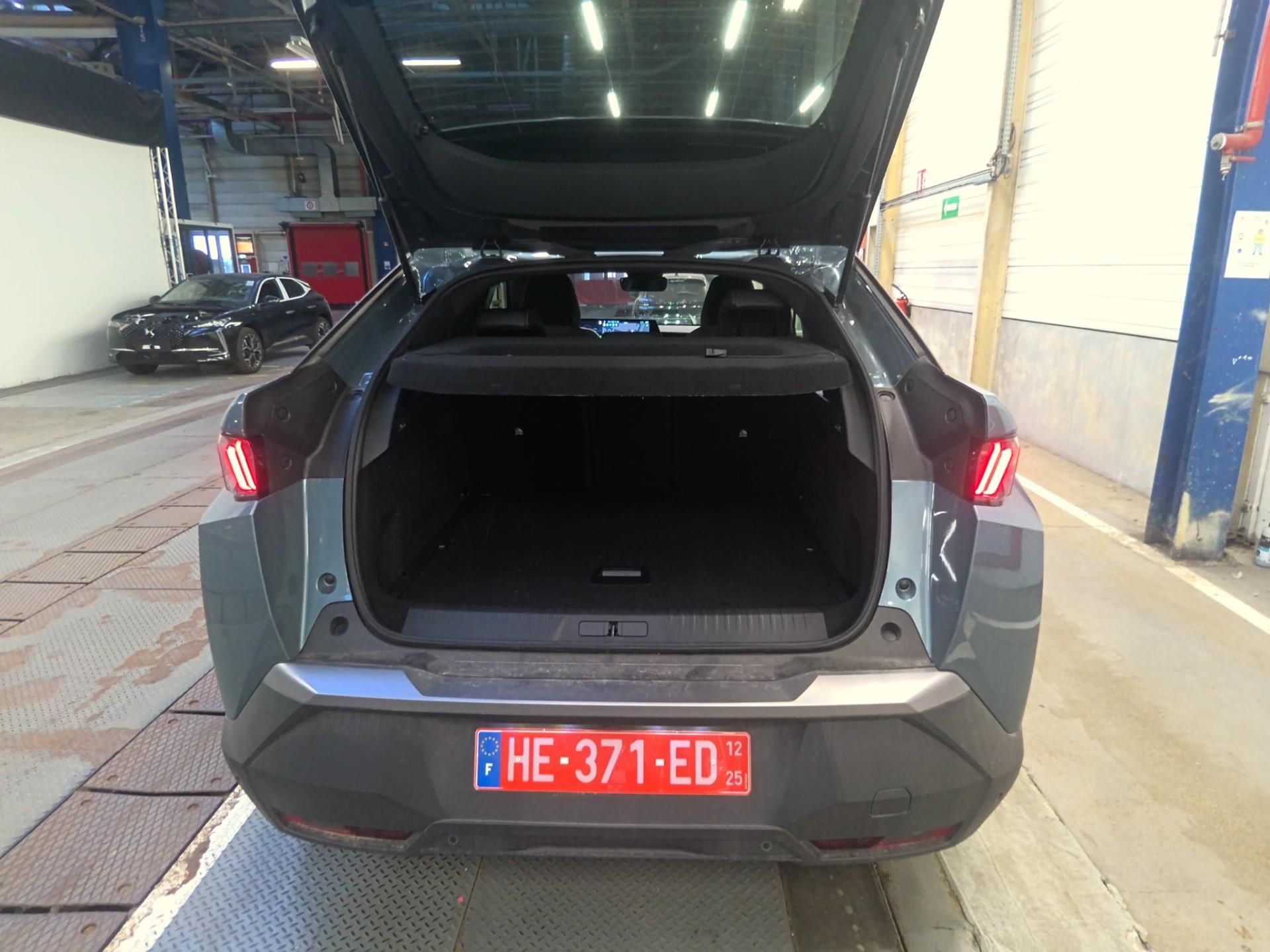 Peugeot 3008 Hybrid 145 e-DCS6 Allure 2025