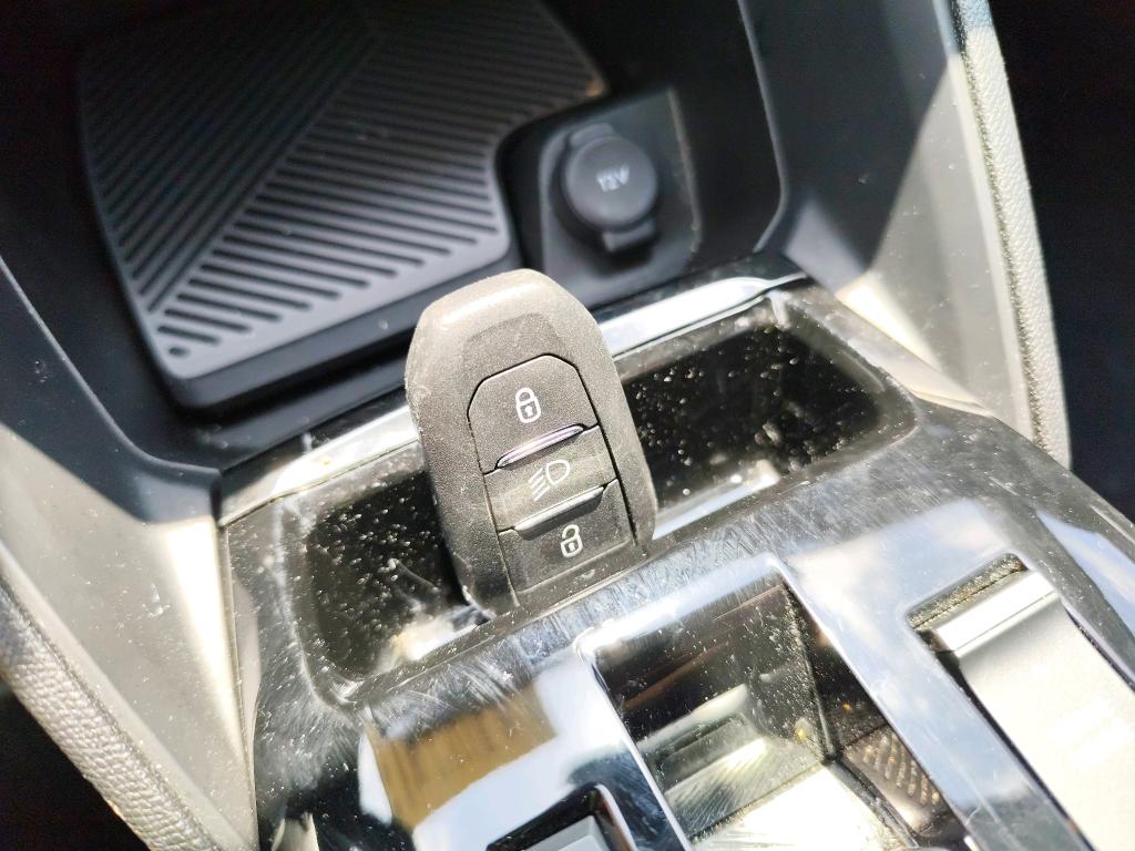 Citroen C4 X PureTech 130 S&S EAT8 Shine 2023