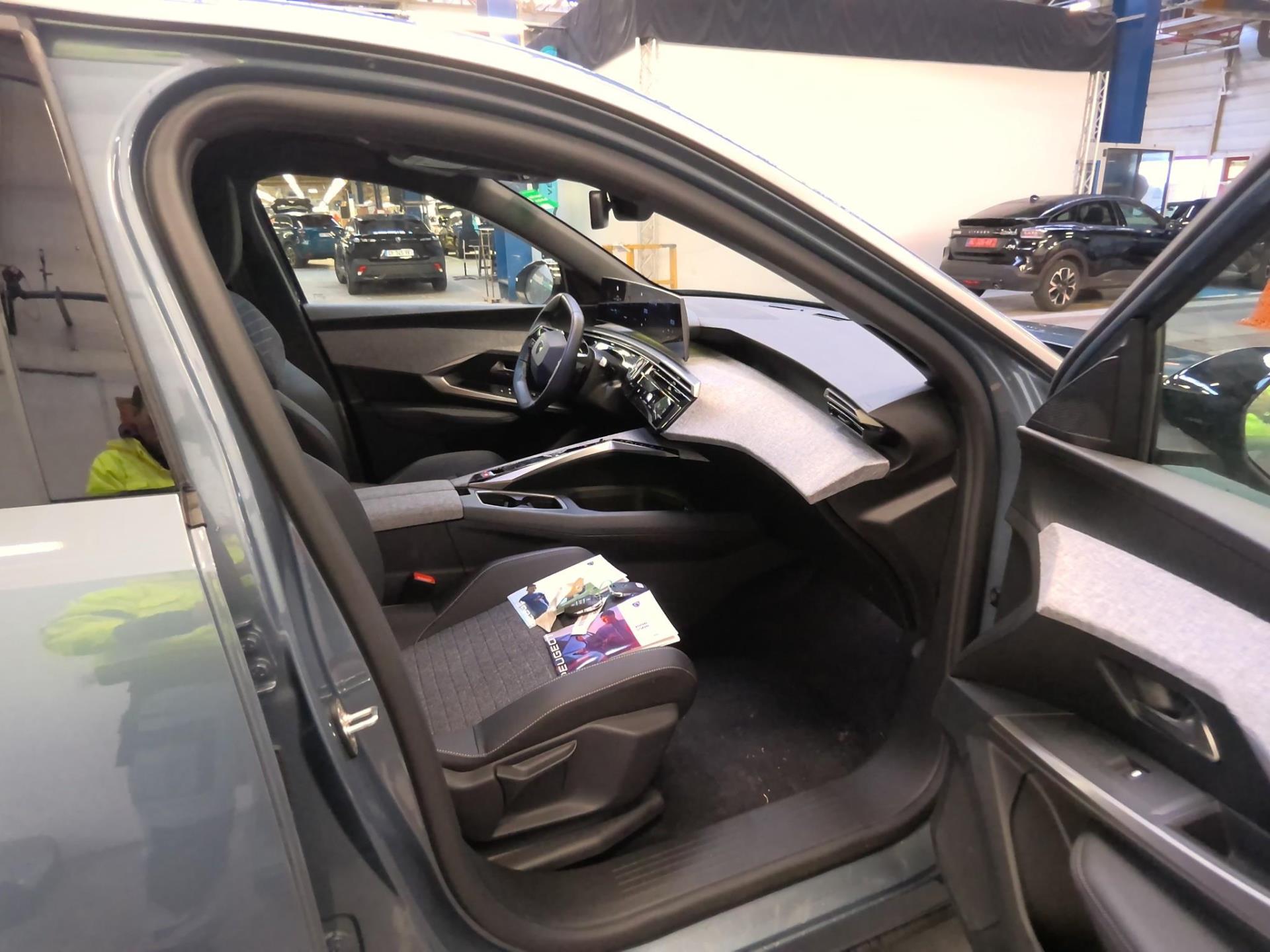 Peugeot 3008 Electrique 210 ch 73 kWh Allure 2025
