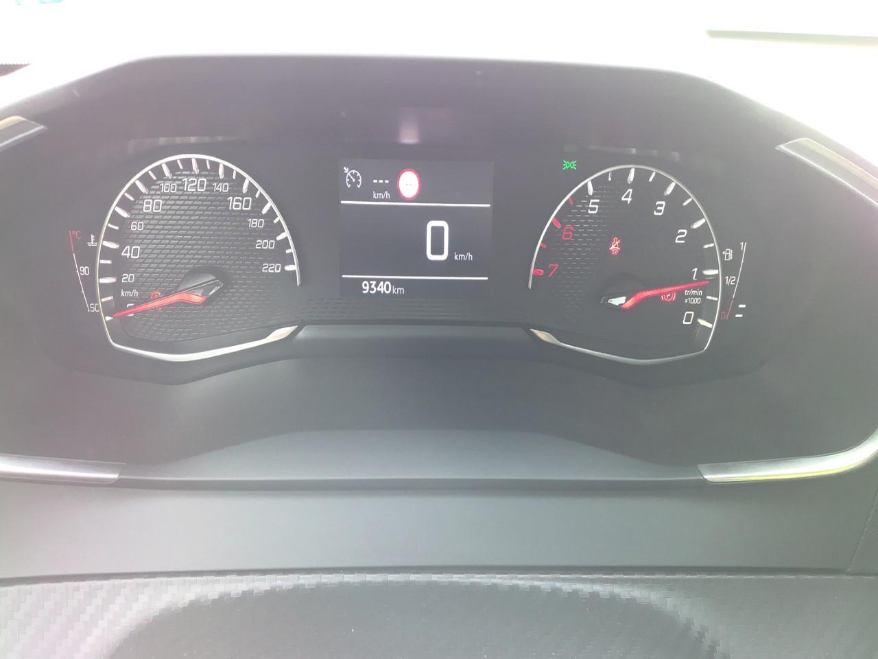 Foto Peugeot 208 5