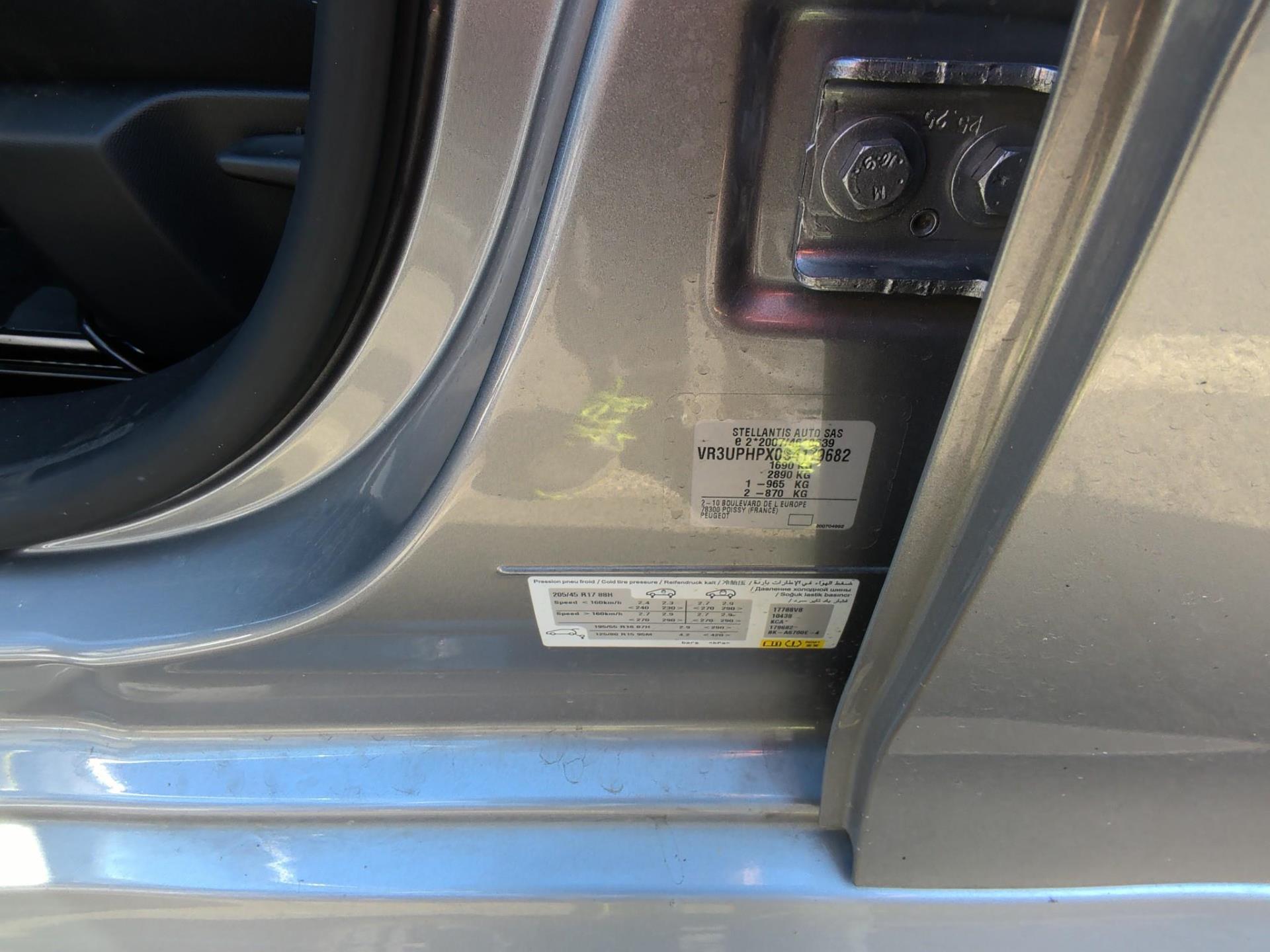 Peugeot 208 Hybrid 110 e-DCS6 GT 2025