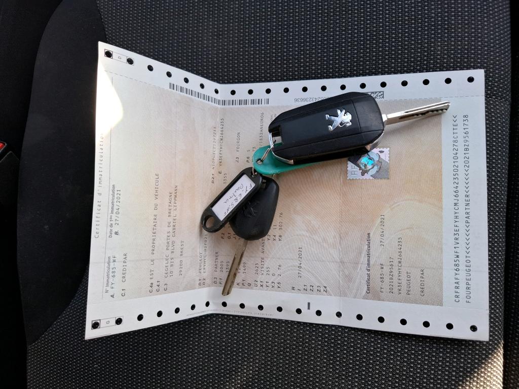 Peugeot PARTNER FOURGON STANDARD 650 KG BLUEHDI 100 S&S BVM5 PREMIUM 2021