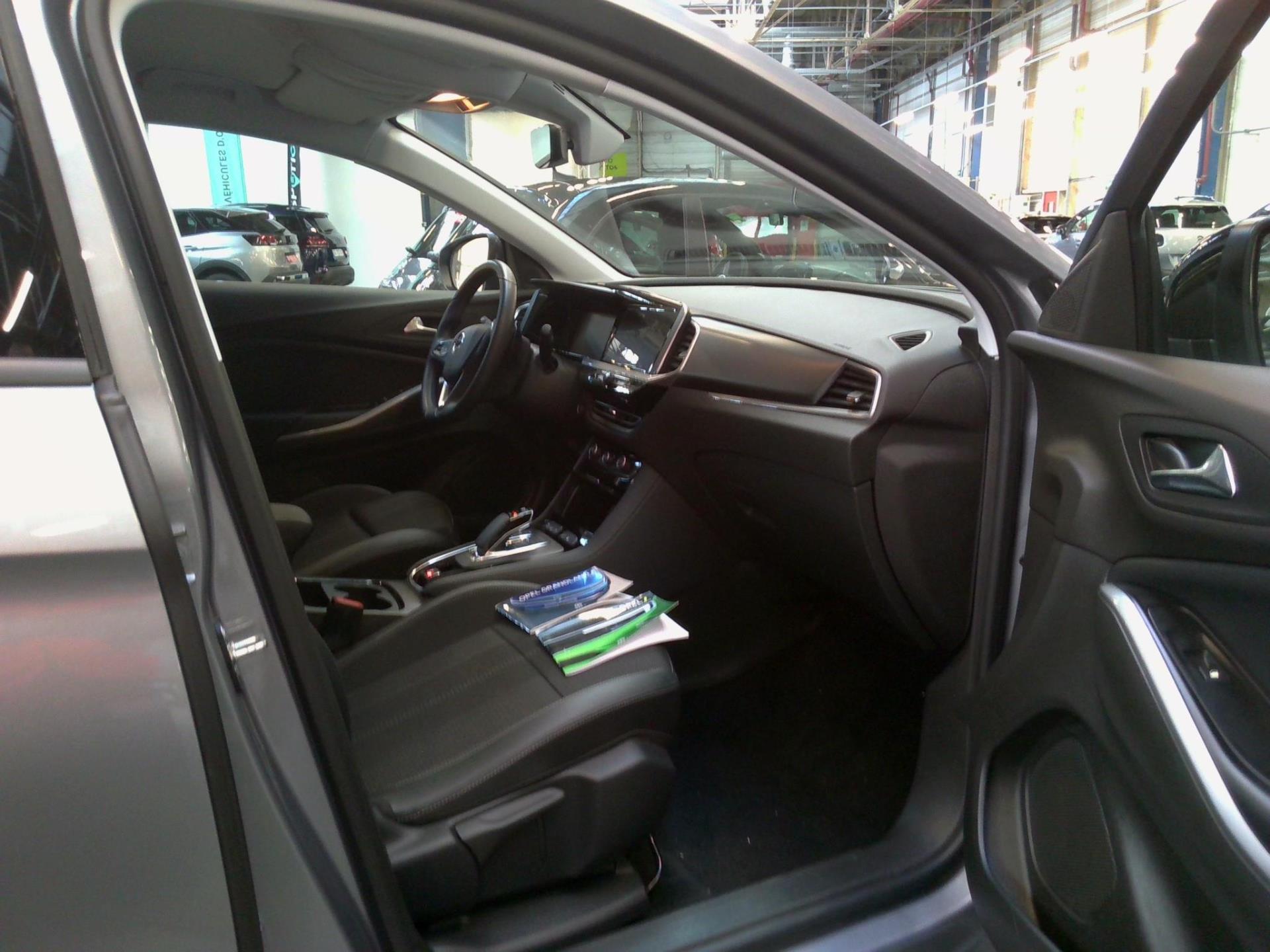 Opel Grandland Hybrid 225 ch BVA8 Elegance Business 2023
