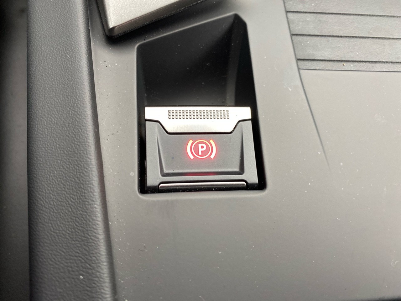 Peugeot 308 Hybrid 136 e-DCS6 Active Pack 2023