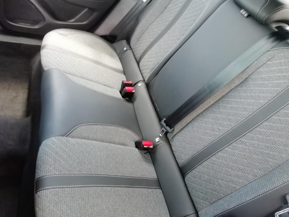 Foto Peugeot 2008 11