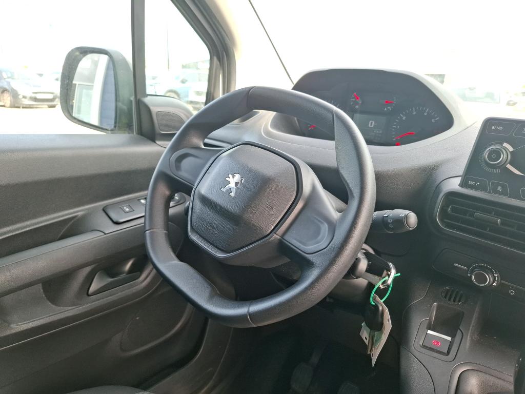 Peugeot PARTNER FOURGON STANDARD 650 KG BLUEHDI 75 BVM5 PREMIUM 2020