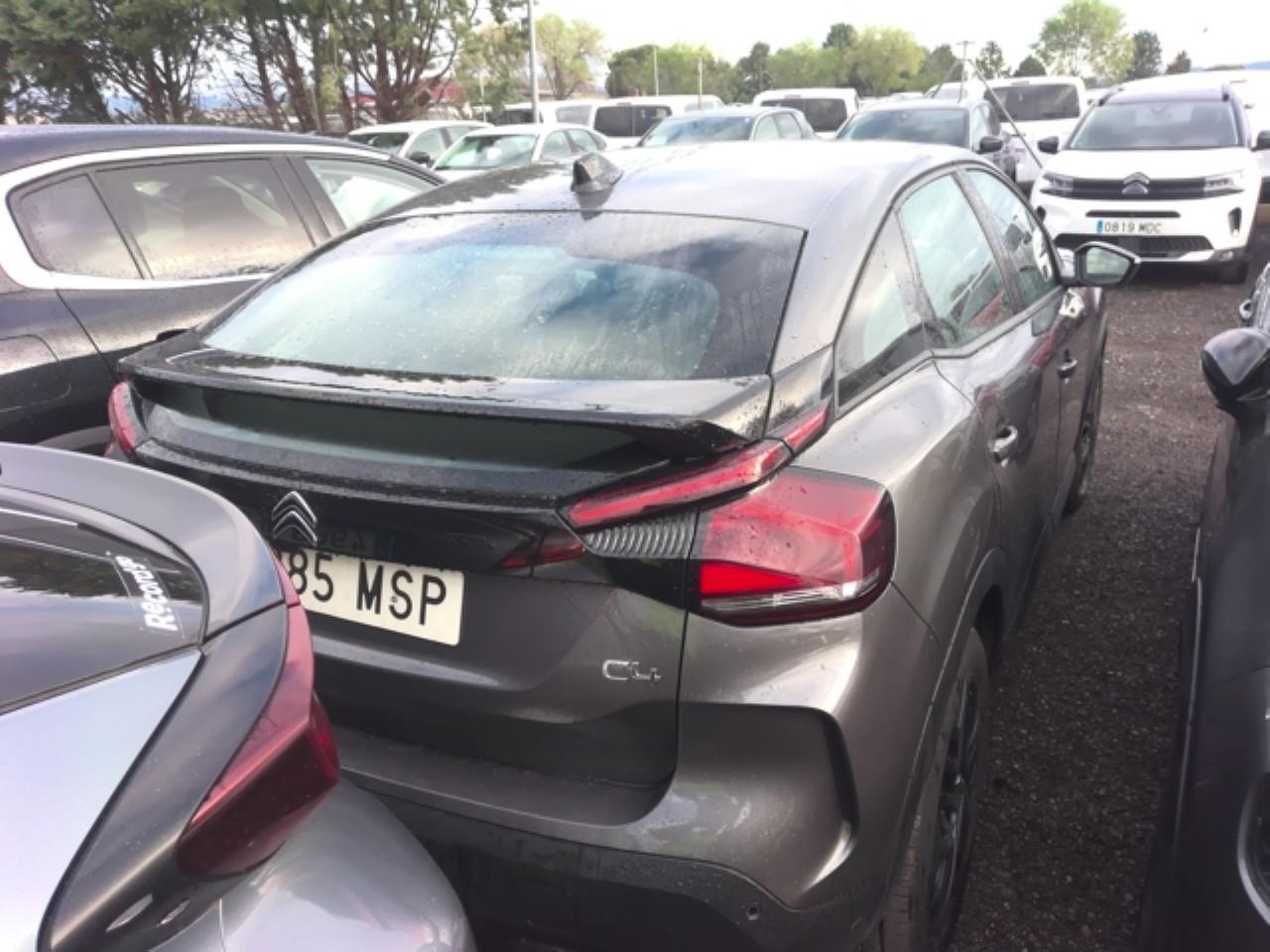 Foto Citroën C4 X 8