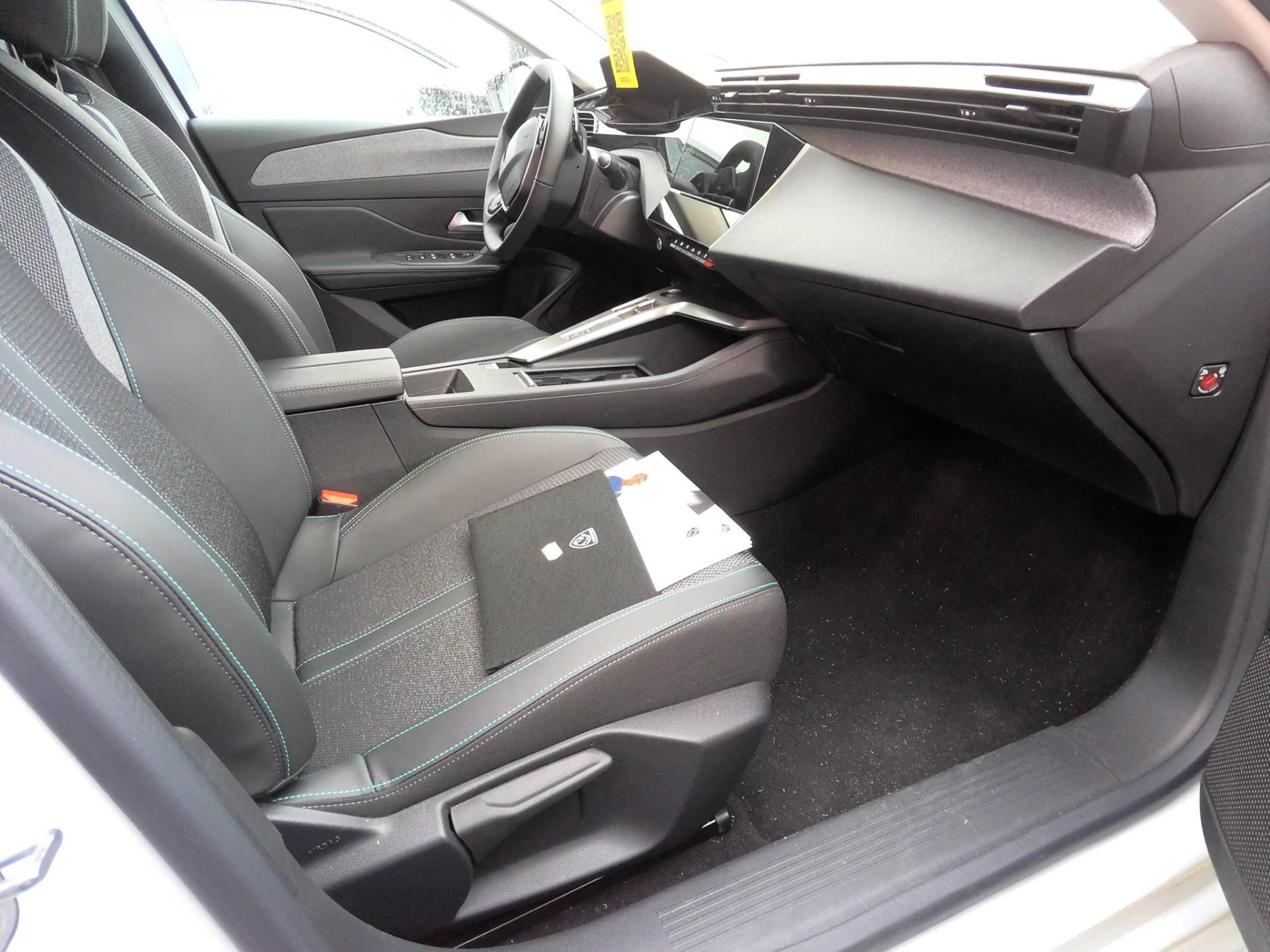 Peugeot 308 BlueHDi 130ch S&S EAT8 Allure 2025