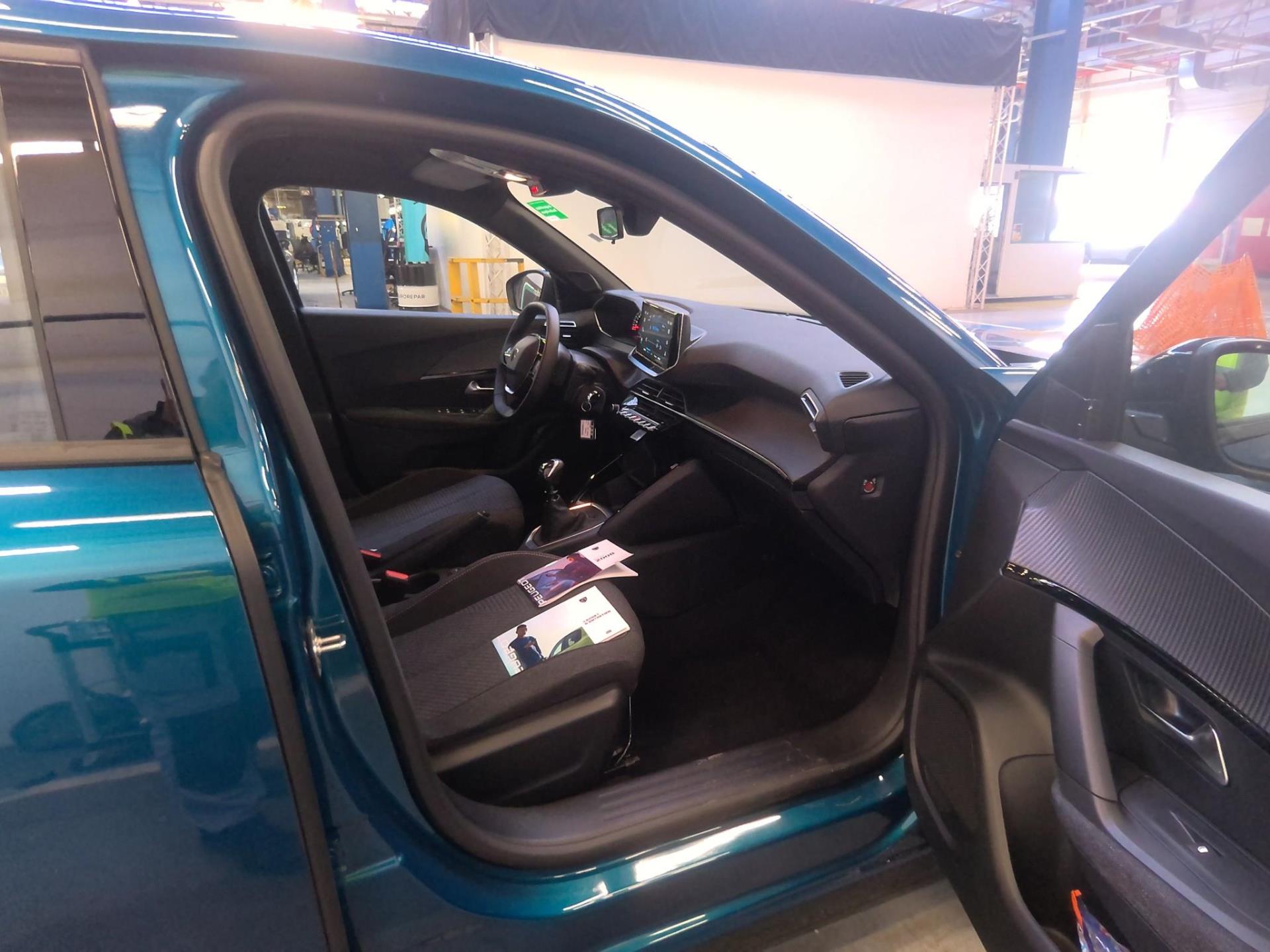 Peugeot 2008 100 S&S BVM6 Style 2025