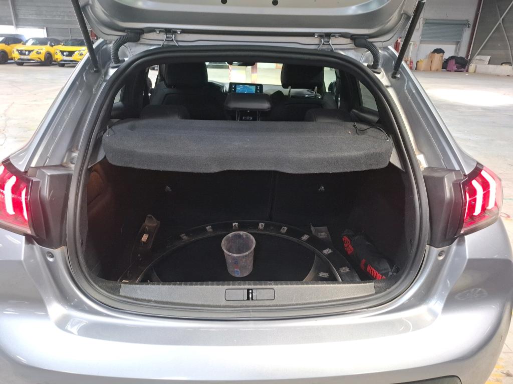 Peugeot 208 PureTech 130 S&S EAT8 GT 2022