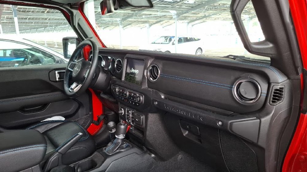 Foto Jeep WRANGLER 16