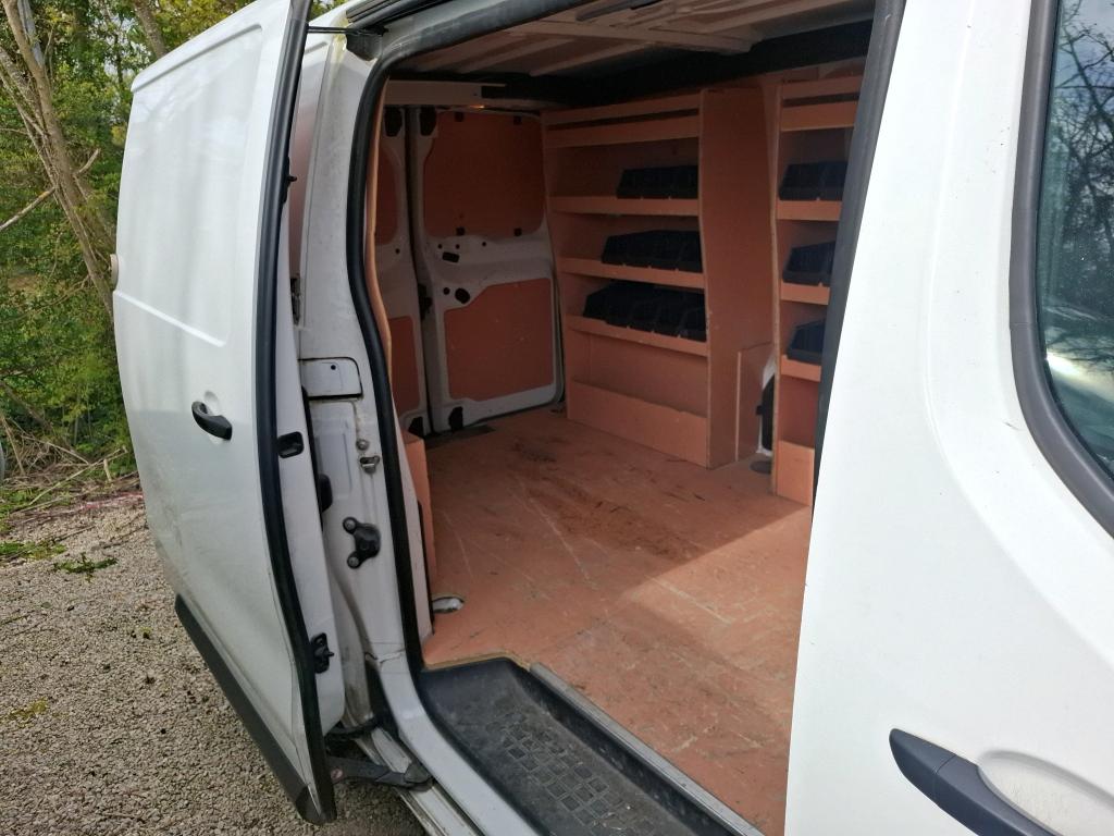 Peugeot EXPERT FGN TOLE STANDARD 1.5 BLUEHDI 120 S&S BVM6 PREMIUM 2021