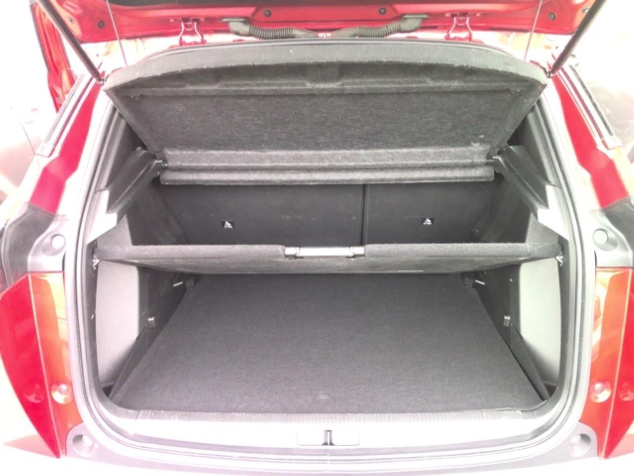 Foto Peugeot 2008 16