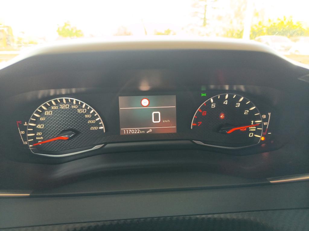 Peugeot 2008 II 