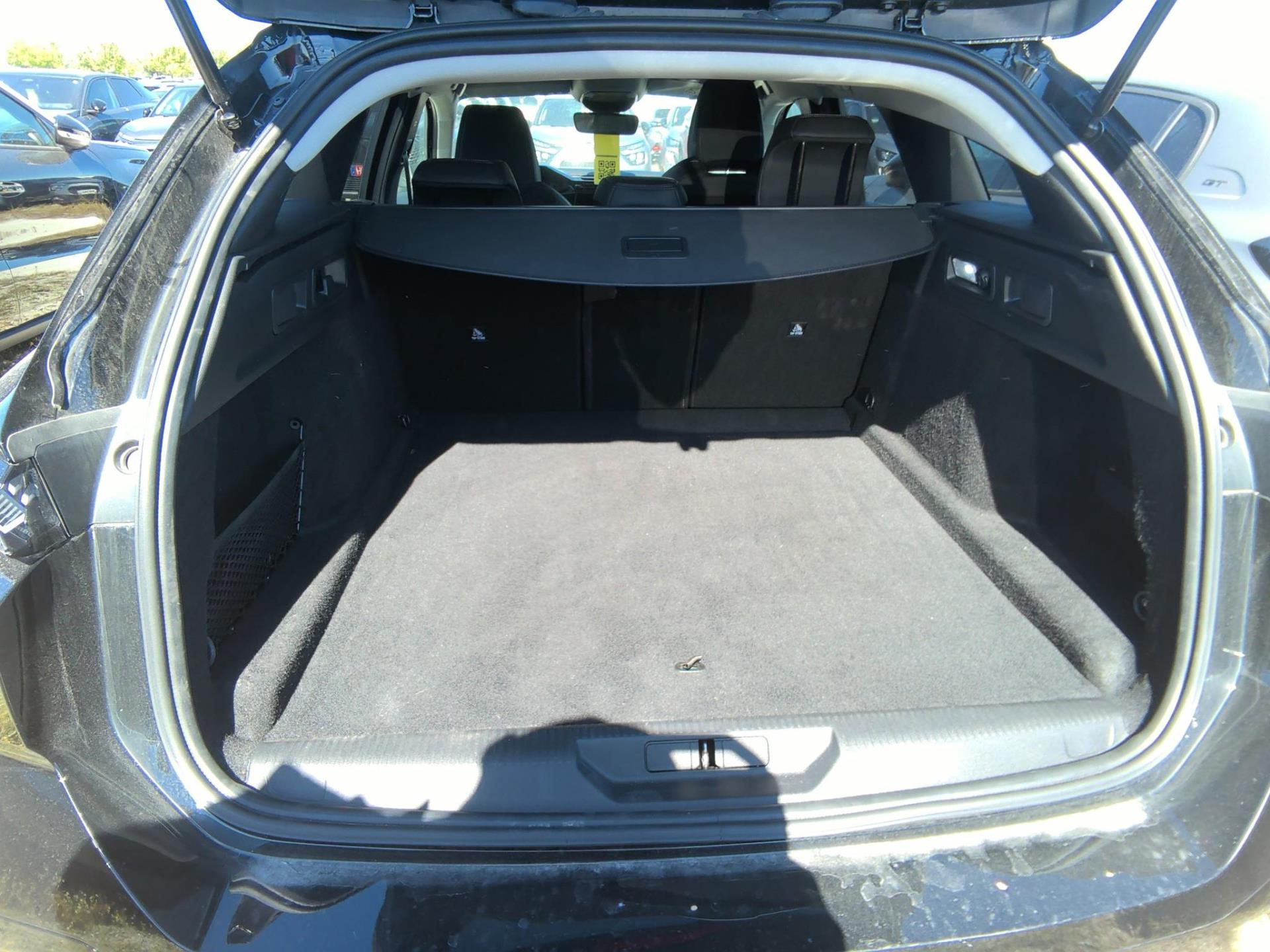 Peugeot 308 SW Hybrid 145 e-DCS6 Allure 2026